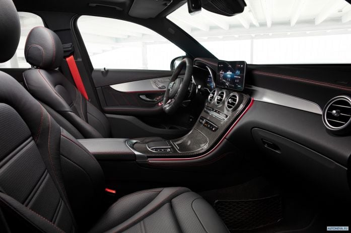 2020 Mercedes-Benz GLC43 4MATIC - фотография 13 из 18 2020 Mercedes-Benz GLC43 4MATIC - фотография 13 из 18