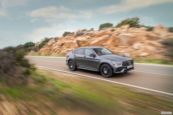 2020 Mercedes-Benz GLC43 4MATIC Coupe - фотография 9 из 23 2020 Mercedes-Benz GLC43 4MATIC Coupe - фотография 9 из 23