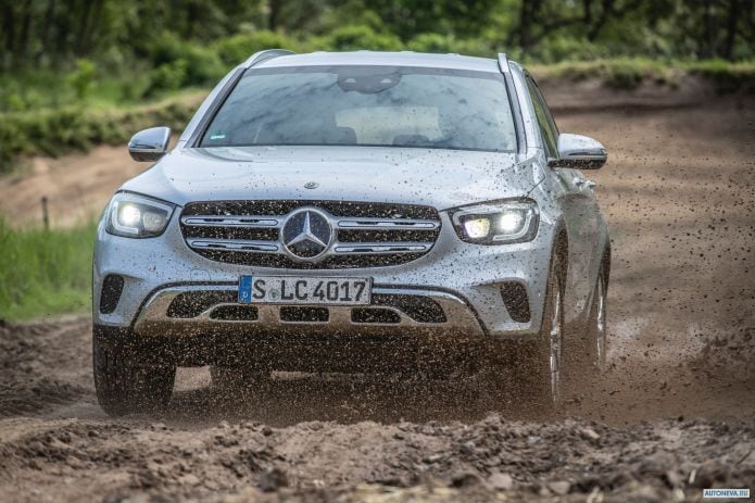 2020 Mercedes-Benz GLC-class 300d 4MATIC - фотография 1 из 13