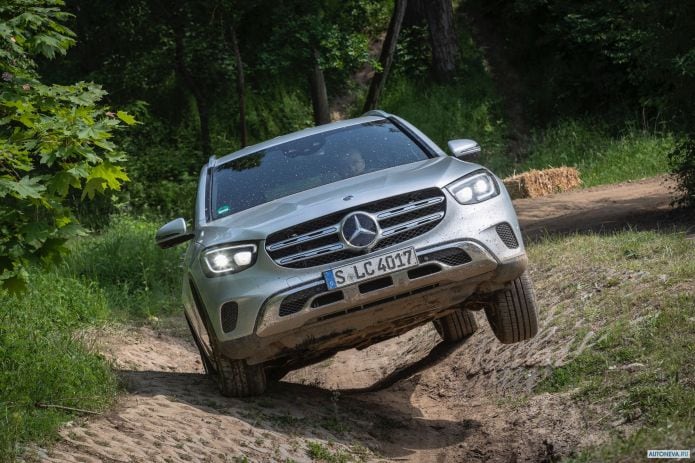 2020 Mercedes-Benz GLC-class 300d 4MATIC - фотография 5 из 13