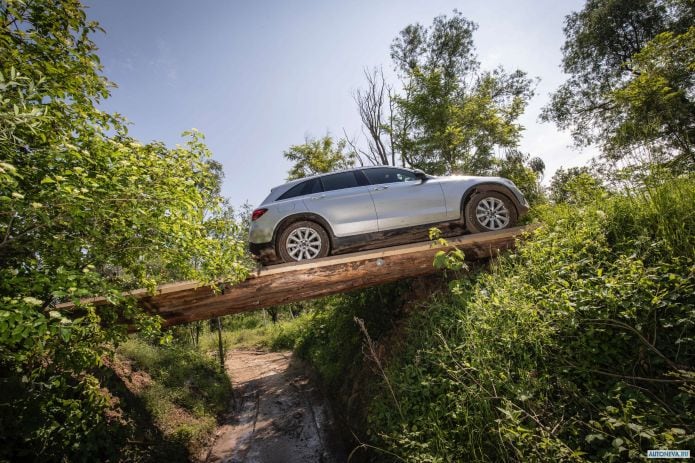 2020 Mercedes-Benz GLC-class 300d 4MATIC - фотография 8 из 13 2020 Mercedes-Benz GLC-class 300d 4MATIC - фотография 8 из 13