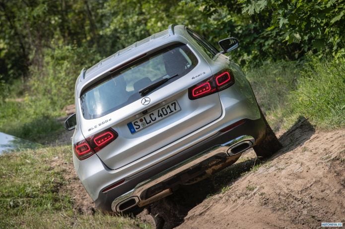 2020 Mercedes-Benz GLC-class 300d 4MATIC - фотография 9 из 13 2020 Mercedes-Benz GLC-class 300d 4MATIC - фотография 9 из 13