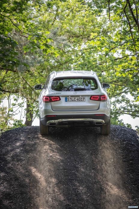 2020 Mercedes-Benz GLC-class 300d 4MATIC - фотография 11 из 13