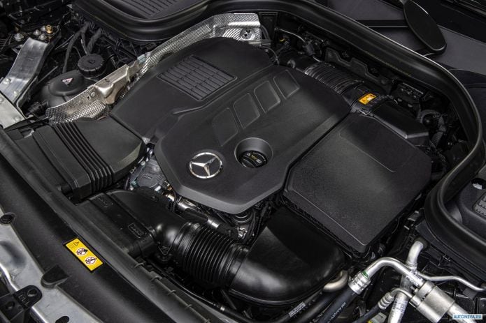 2020 Mercedes-Benz GLC-class 300d 4MATIC AMG-line - фотография 14 из 21