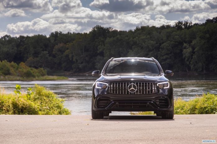 2020 Mercedes-Benz GLC-class AMG 63 4MATIC+ - фотография 1 из 35 2020 Mercedes-Benz GLC-class AMG 63 4MATIC+ - фотография 1 из 35