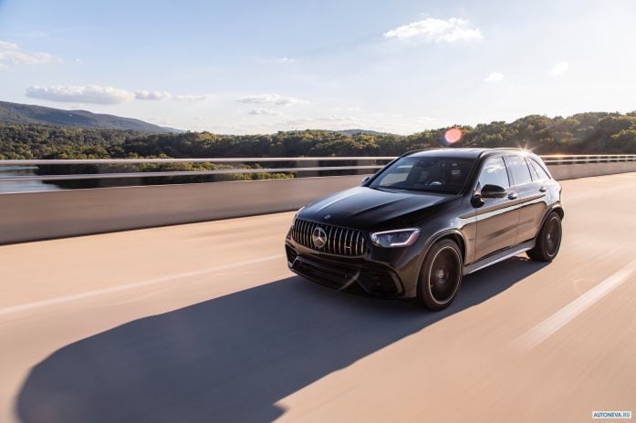 2020 Mercedes-Benz GLC-class AMG 63 4MATIC+ - фотография 2 из 35