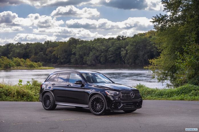 2020 Mercedes-Benz GLC-class AMG 63 4MATIC+ - фотография 4 из 35