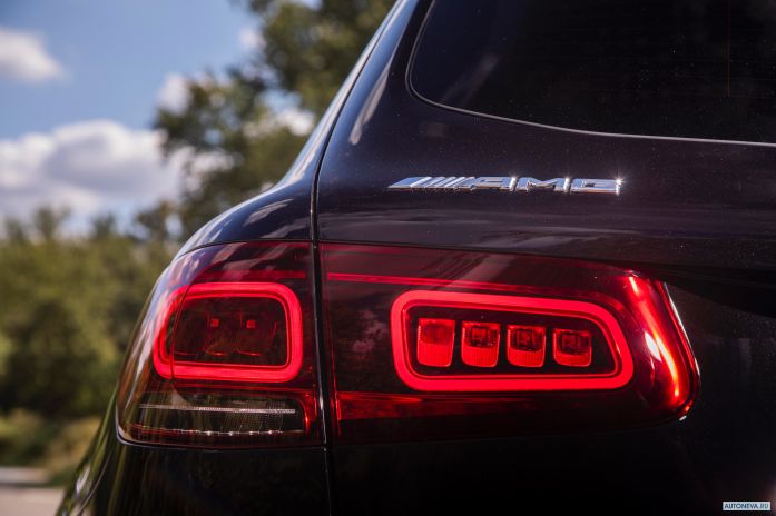 2020 Mercedes-Benz GLC-class AMG 63 4MATIC+ - фотография 31 из 35 2020 Mercedes-Benz GLC-class AMG 63 4MATIC+ - фотография 31 из 35