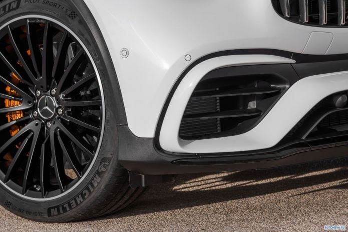 2020 Mercedes-Benz GLC-class AMG 63 S 4MATIC - фотография 29 из 31 2020 Mercedes-Benz GLC-class AMG 63 S 4MATIC - фотография 29 из 31