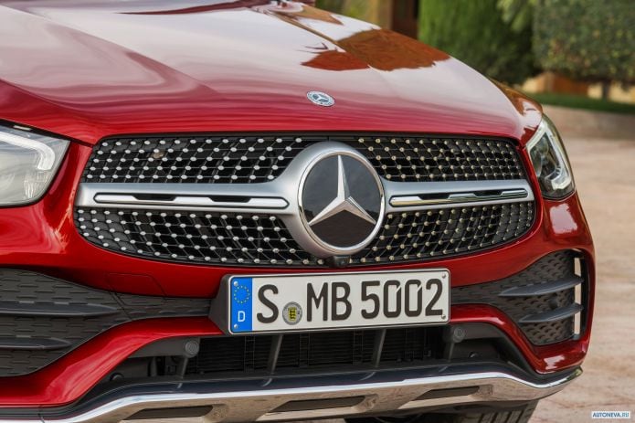 2020 Mercedes-Benz GLC Coupe 300 4MATIC AMG-line - фотография 38 из 40
