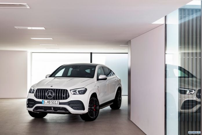 2020 Mercedes-Benz GLE53 AMG 4MATIC Coupe - фотография 1 из 36 2020 Mercedes-Benz GLE53 AMG 4MATIC Coupe - фотография 1 из 36