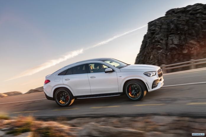 2020 Mercedes-Benz GLE53 AMG 4MATIC Coupe - фотография 17 из 36 2020 Mercedes-Benz GLE53 AMG 4MATIC Coupe - фотография 17 из 36