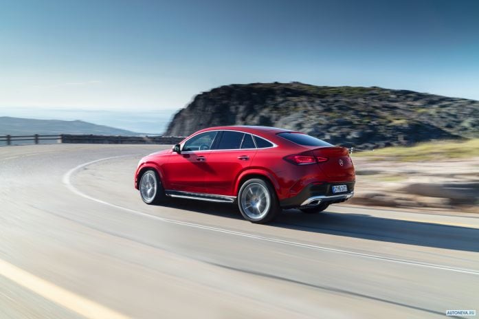 2020 Mercedes-Benz GLE-class Coupe 400d 4MATIC AMG Line - фотография 10 из 36