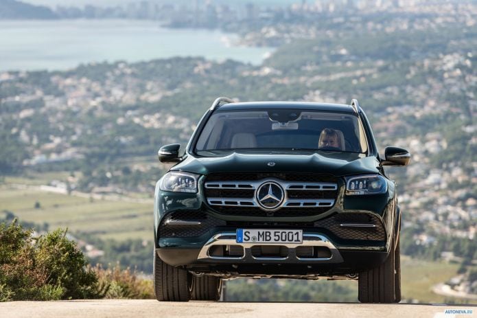 2020 Mercedes-Benz GLS-class - фотография 4 из 40