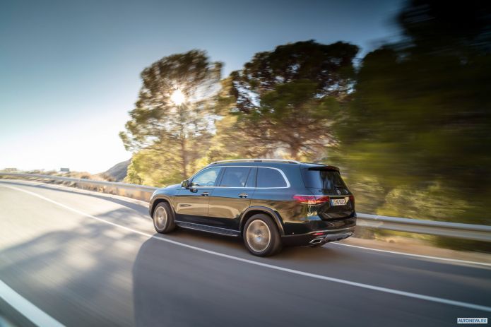 2020 Mercedes-Benz GLS-class - фотография 16 из 40