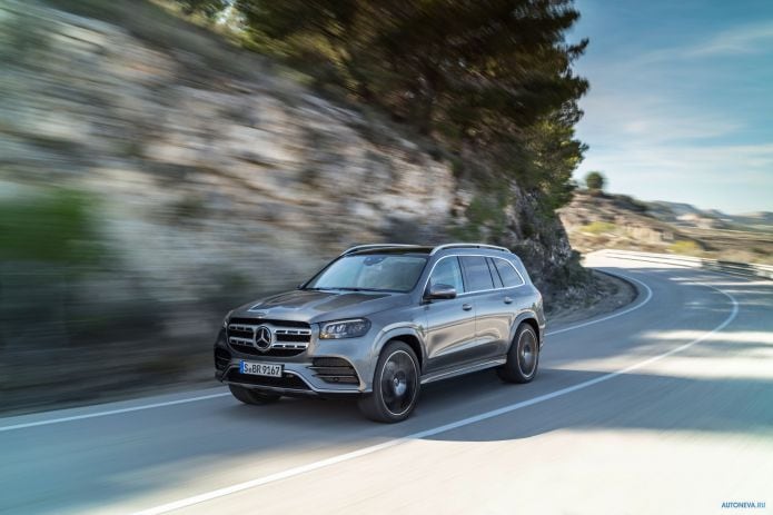 2020 Mercedes-Benz GLS-class AMG Line - фотография 6 из 38