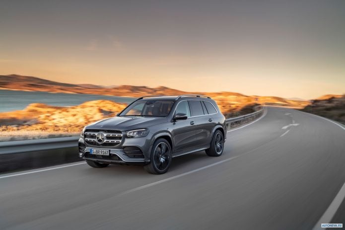 2020 Mercedes-Benz GLS-class AMG Line - фотография 8 из 38