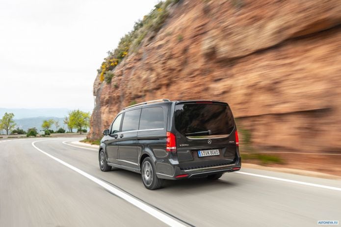 2020 Mercedes-Benz V-class 300D 4MATIC AMG line - фотография 14 из 19 2020 Mercedes-Benz V-class 300D 4MATIC AMG line - фотография 14 из 19