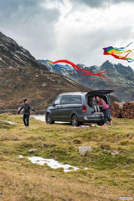 2020 Mercedes-Benz V-class Exclusive Line - фотография 24 из 33 2020 Mercedes-Benz V-class Exclusive Line - фотография 24 из 33