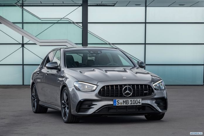 2021 Mercedes-Benz E53 AMG 4MATIC+ - фотография 1 из 19