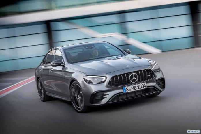 2021 Mercedes-Benz E53 AMG 4MATIC+ - фотография 3 из 19 2021 Mercedes-Benz E53 AMG 4MATIC+ - фотография 3 из 19