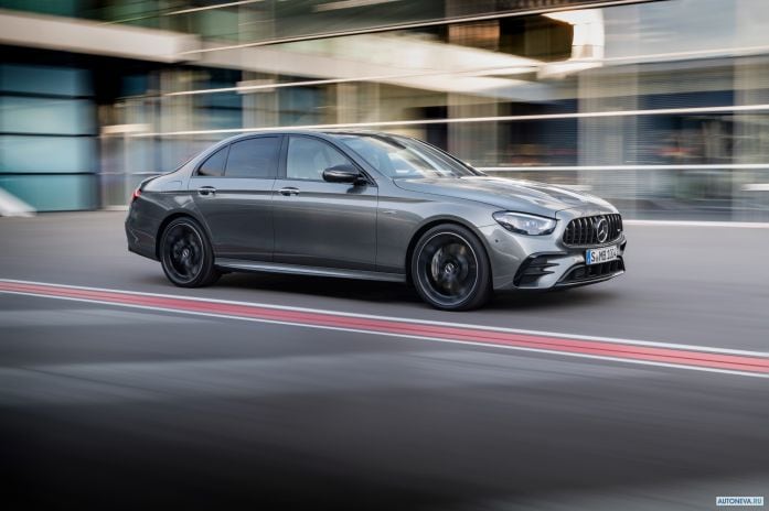 2021 Mercedes-Benz E53 AMG 4MATIC+ - фотография 7 из 19