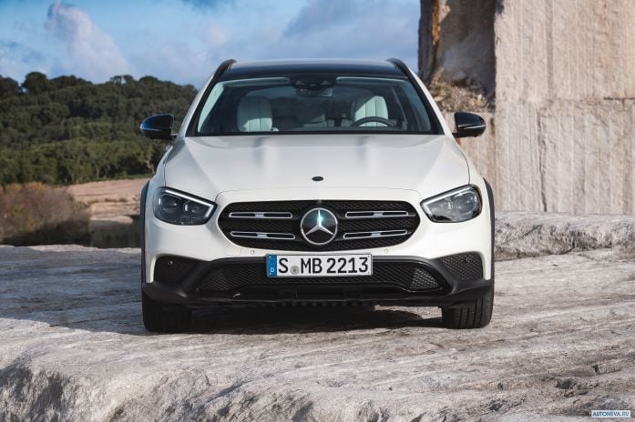 2021 Mercedes-Benz E-class All Terrain 350d - фотография 3 из 36