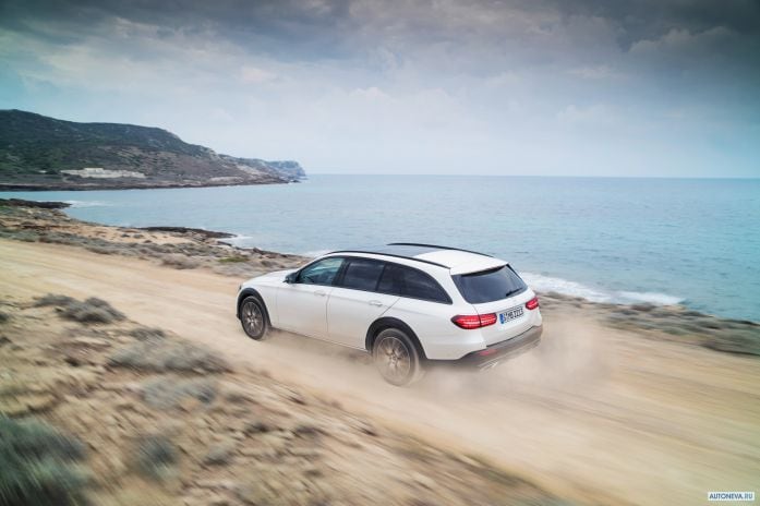 2021 Mercedes-Benz E-class All Terrain 350d - фотография 12 из 36