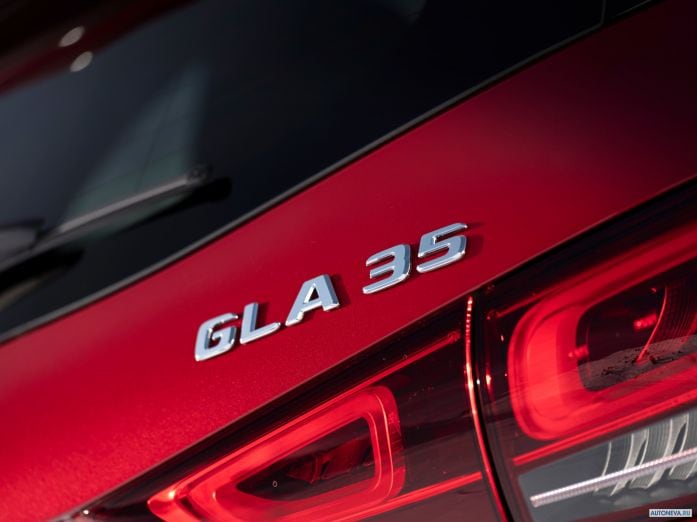 2021 Mercedes-Benz GLA35 AMG - фотография 25 из 29 2021 Mercedes-Benz GLA35 AMG - фотография 25 из 29