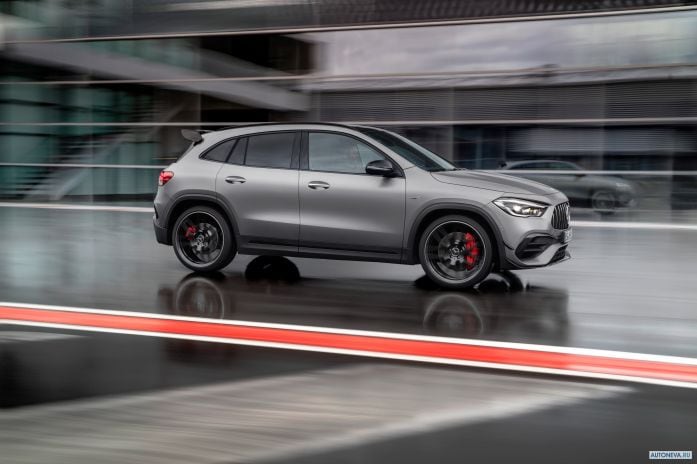 2021 Mercedes-Benz GLA45 S 4MATIC+ - фотография 5 из 22