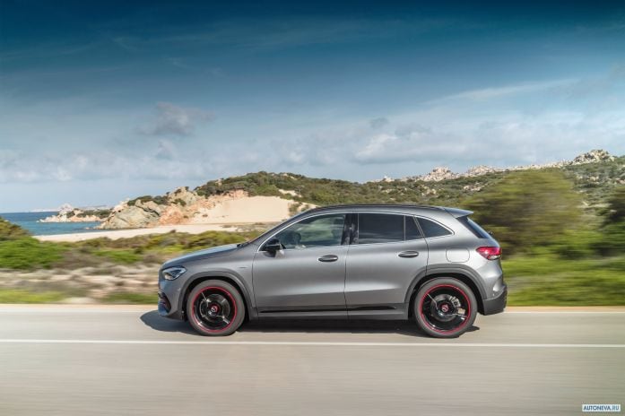 2021 Mercedes-Benz GLA 250 4MATIC AMG-line Edition 1 - фотография 14 из 29