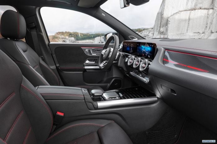 2021 Mercedes-Benz GLA 250 4MATIC AMG-line Edition 1 - фотография 24 из 29