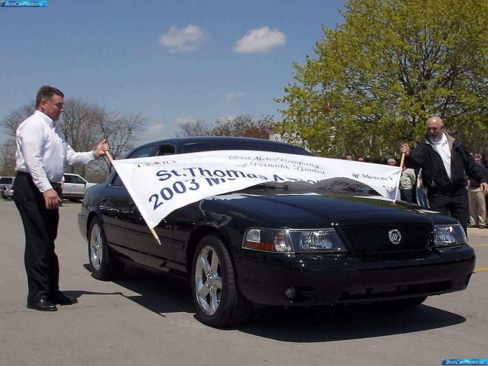 2003 Mercury Marauder - фотография 13 из 18