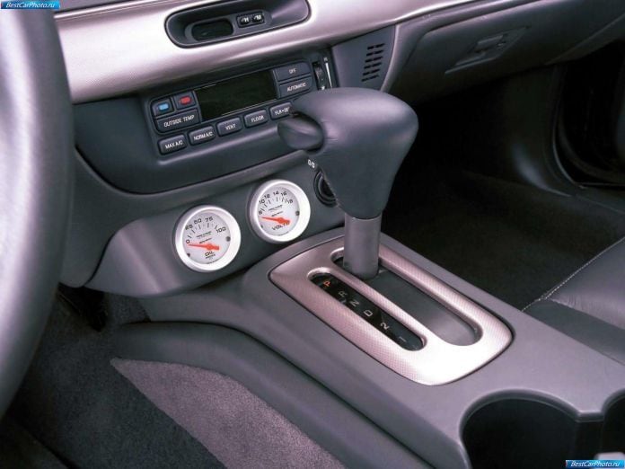 2003 Mercury Marauder - фотография 15 из 18