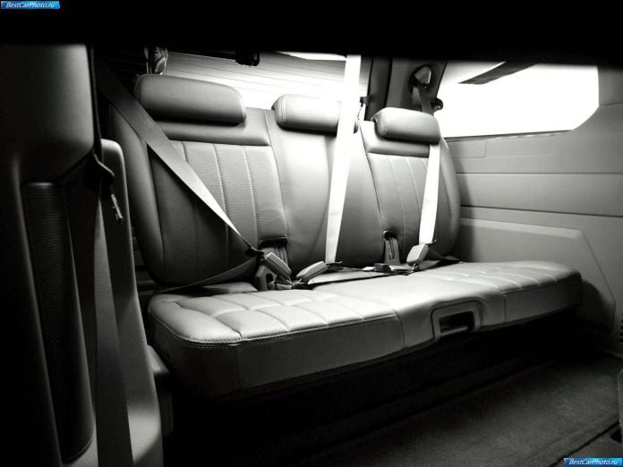 2004 Mercury Monterey Advance Trac - фотография 30 из 94
