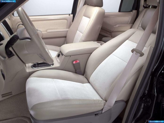 2006 Mercury Mountaineer - фотография 20 из 46
