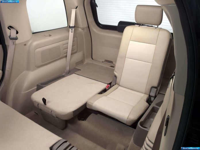 2006 Mercury Mountaineer - фотография 28 из 46