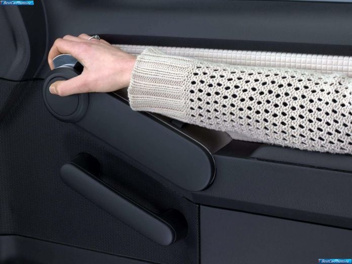 2006 Mercury Mountaineer - фотография 32 из 46