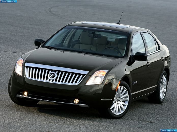 2010 Mercury Milan Hybrid - фотография 1 из 44
