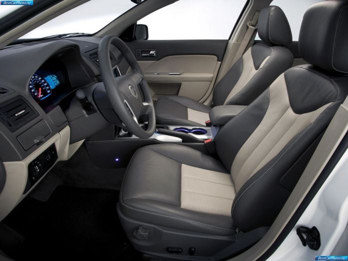 2010 Mercury Milan Hybrid - фотография 25 из 44