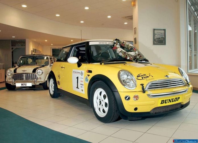 2002 Mini Cooper S John Cooper Challenge - фотография 1 из 8