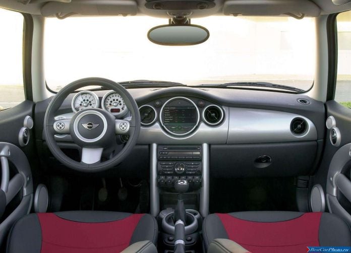 2004 Mini Cooper - фотография 16 из 21