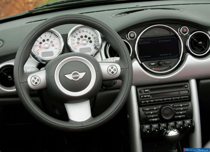 2005 Mini Cooper Convertible - фотография 82 из 118