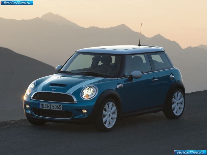 2007 Mini Cooper S - фотография 1 из 21