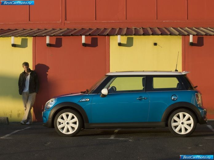 2007 Mini Cooper S - фотография 10 из 21