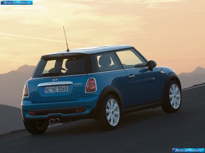 2007 Mini Cooper S - фотография 11 из 21
