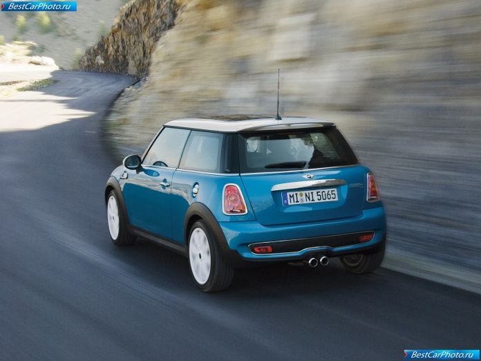 2007 Mini Cooper S - фотография 14 из 21