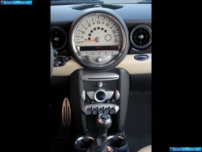 2008 Mini Clubman - фотография 135 из 144