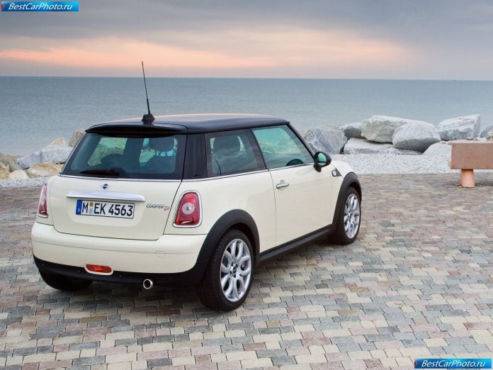 2008 Mini Cooper D - фотография 14 из 22