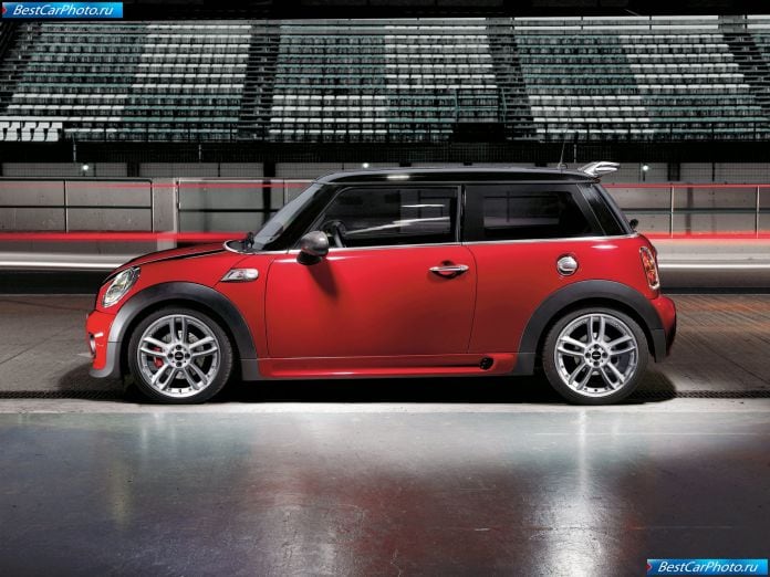 2008 Mini Cooper S John Cooper Works Tuning Kit - фотография 2 из 5